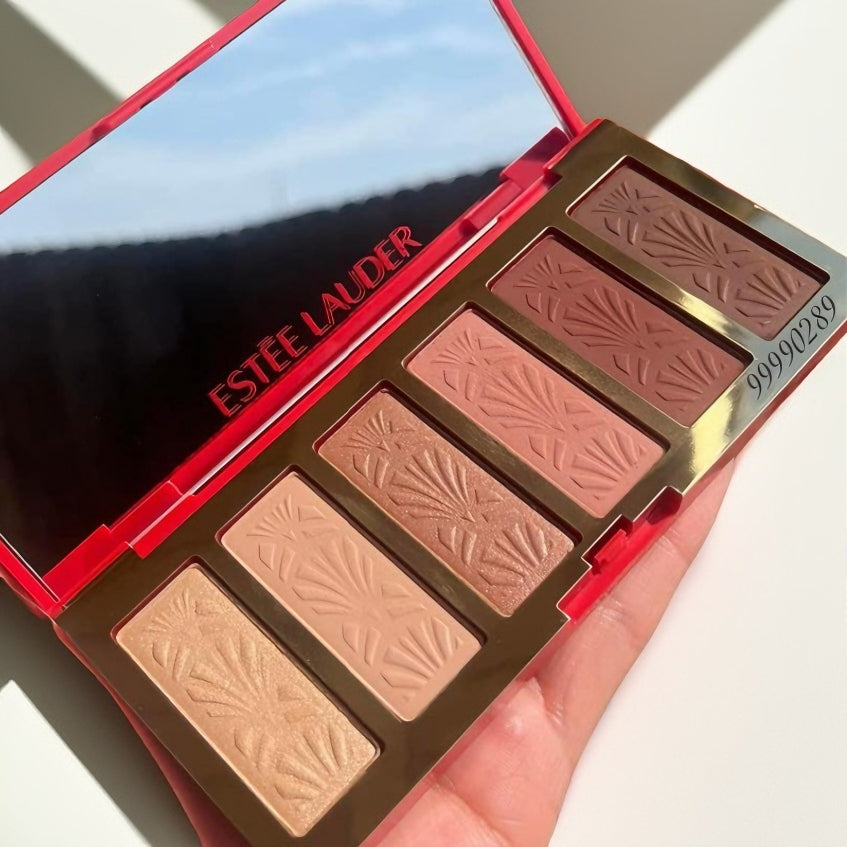 Estee Lauder Trick of the Eyes eyeshadow palette with matte and pigmented shades from blockbuster collection