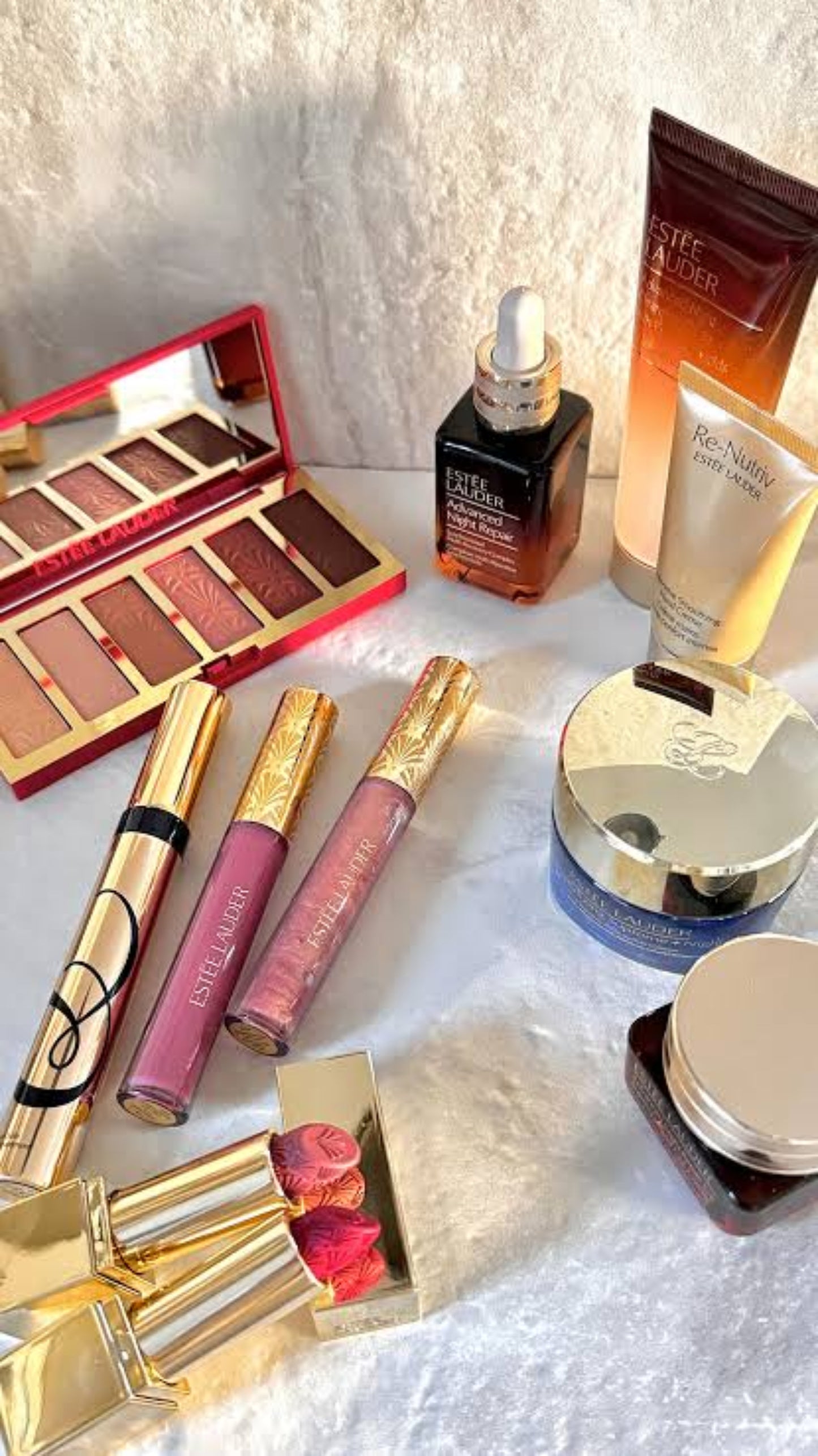 Estee Lauder Original skincare and makeup high-end premium