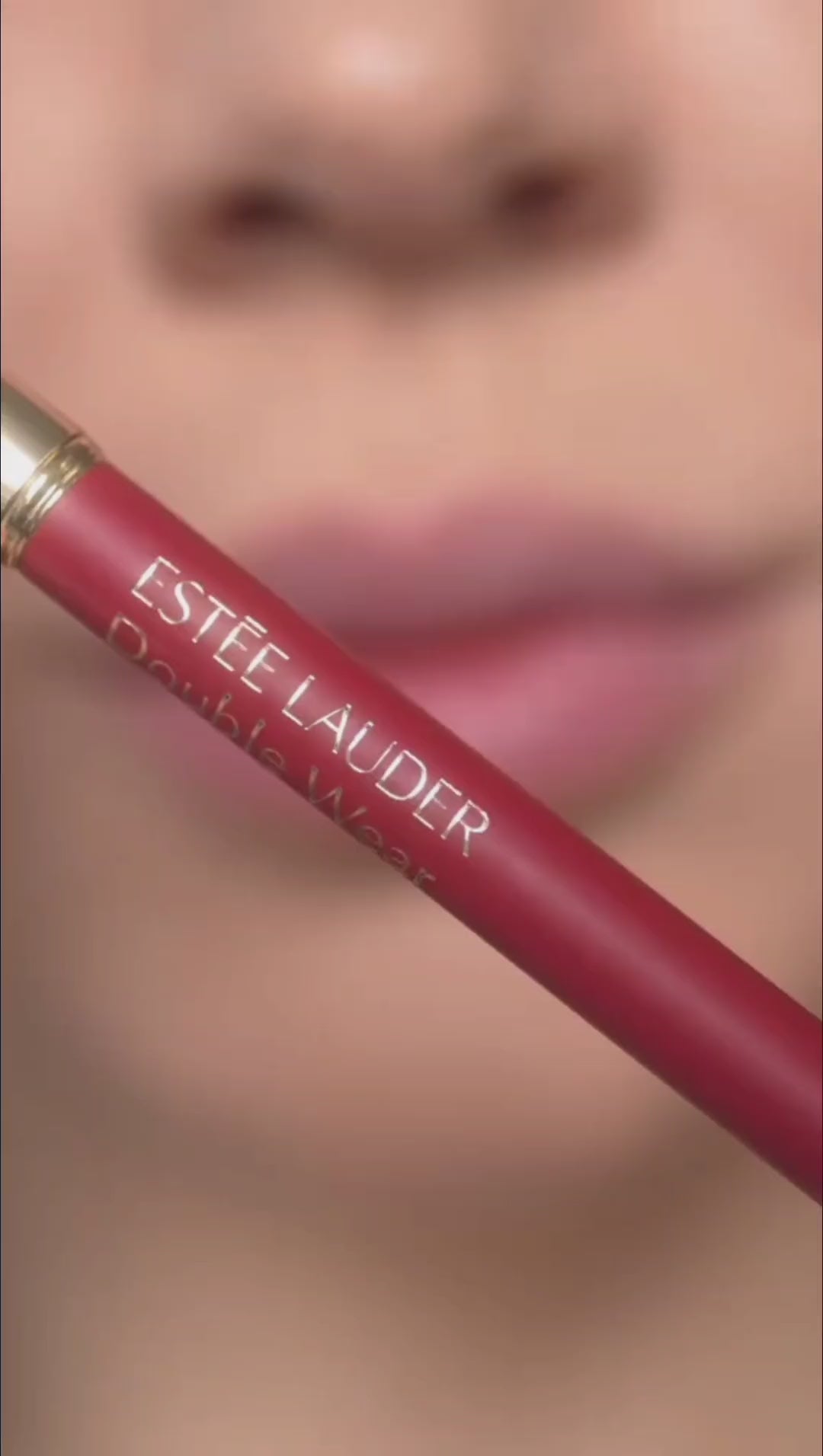 Estee lauder lip liner 24hrs stay in place double wear