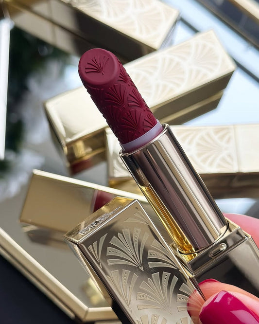 Estee Lauder Red Velvet Lipstick - creamy long-lasting formula