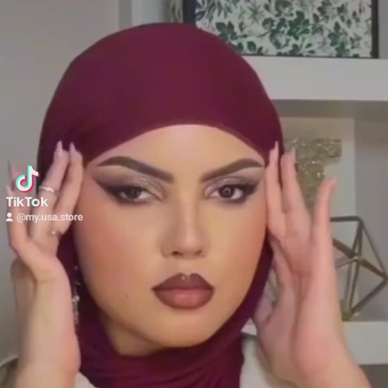 Huda beauty Matte and Metal Melted Pigment Eyeshadow in Cashmere Robe and Penthouse Suite shades